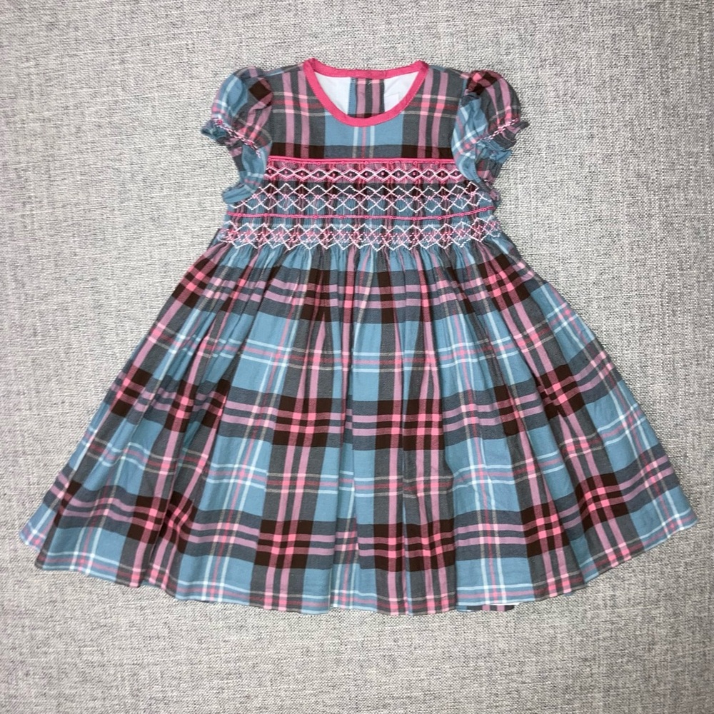 Antoinette Paris 2y smocked plaid dress VGUC to be safe
